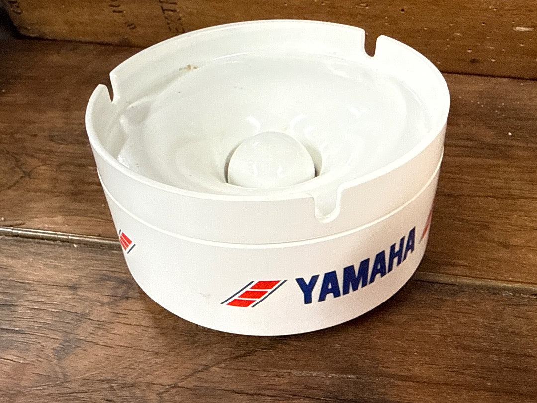 Cendrier Yamaha – Vintage blanc