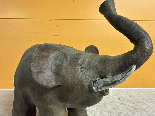 Statue éléphant – Sculpture en terre cuite