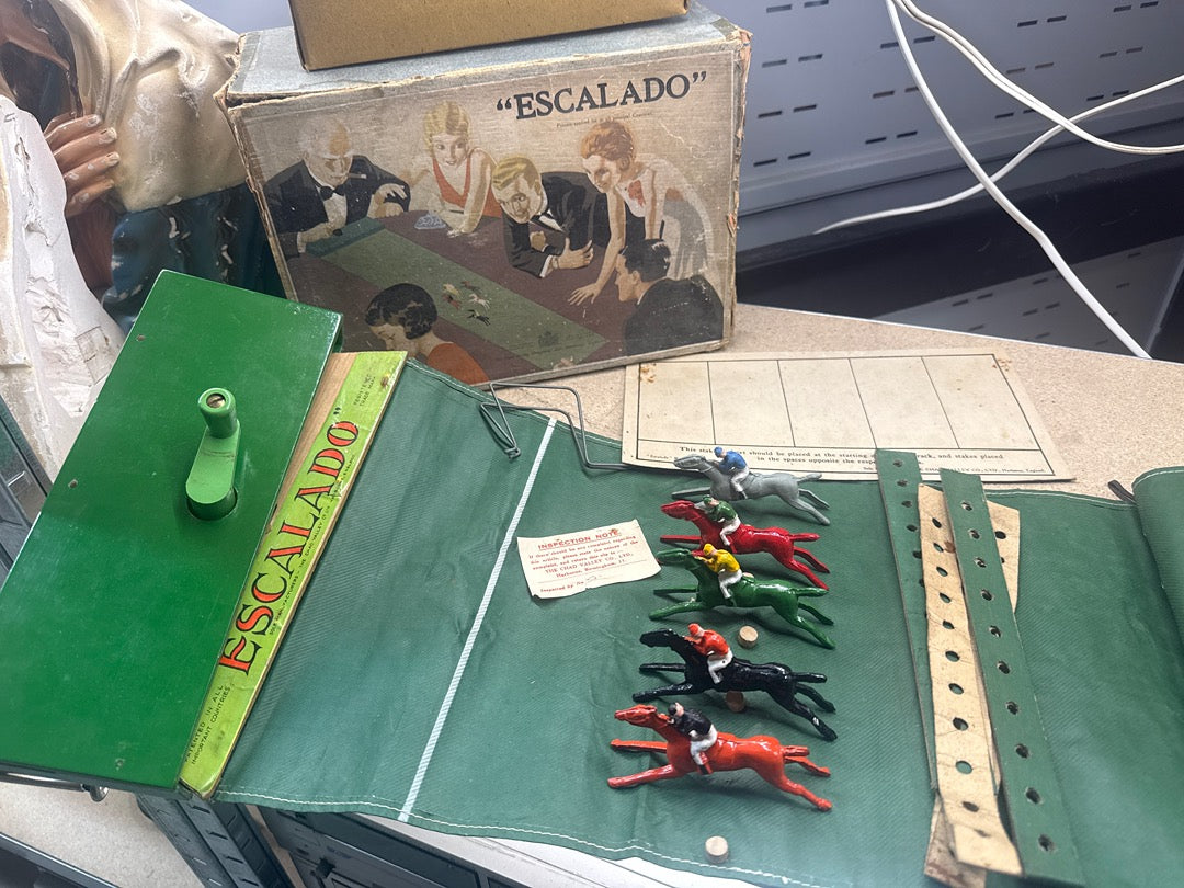 Jeu Escalado – Chad Valley – Collection – Chevaux en plomb