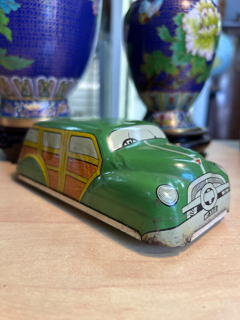 Voiture miniature Woody – Mt 3312 – Jouet – Tôle verte