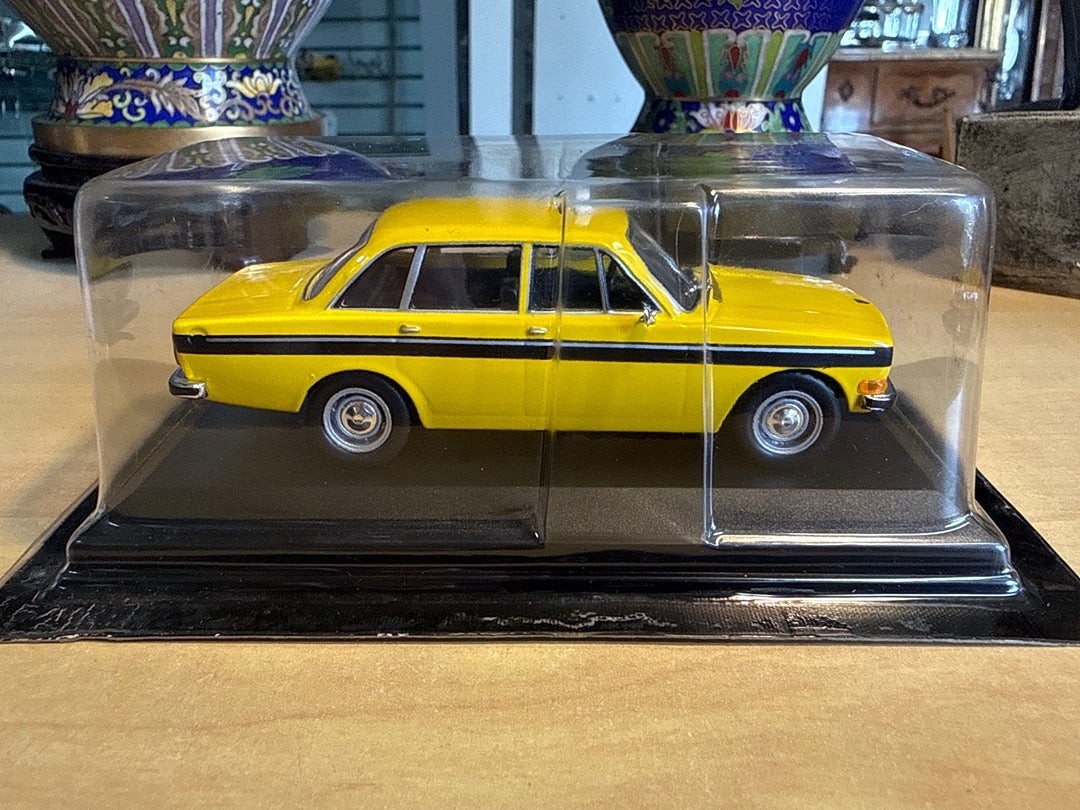 Voiture miniature – Volvo 144 – Véhicules – Taxi jaune 1970