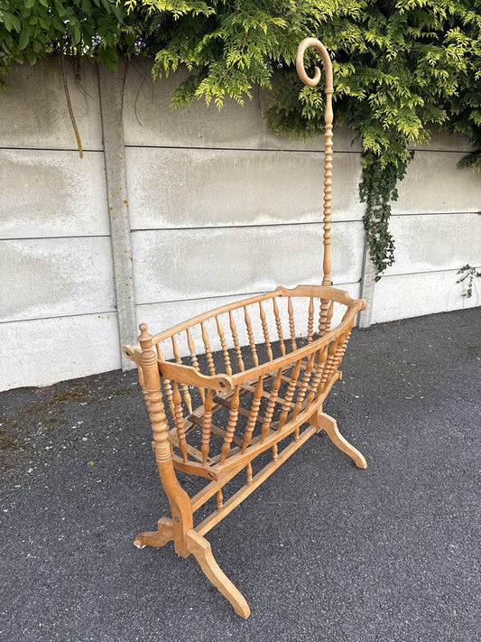 Berceau en bois – Vintage – Mobilier – Avec flèche