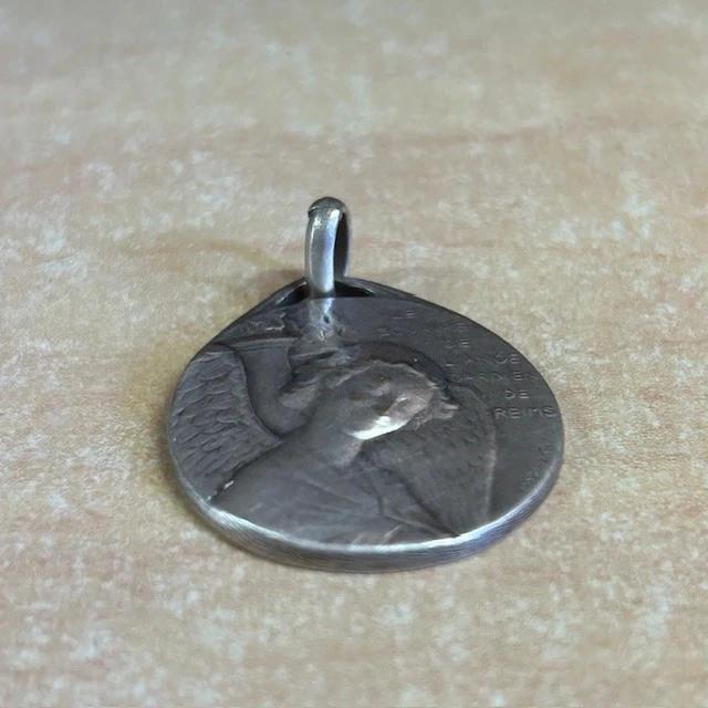 Ancienne Médaille, Pendentif Le sourire de l'ange gardien de Reims