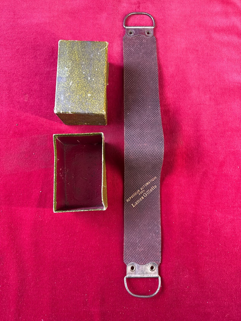 Repasseur ancien pour lames Gillette, lanière avec boîte