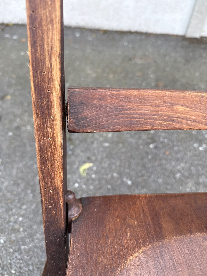 Chaise pliante – Vintage – Mobilier – Bois patiné