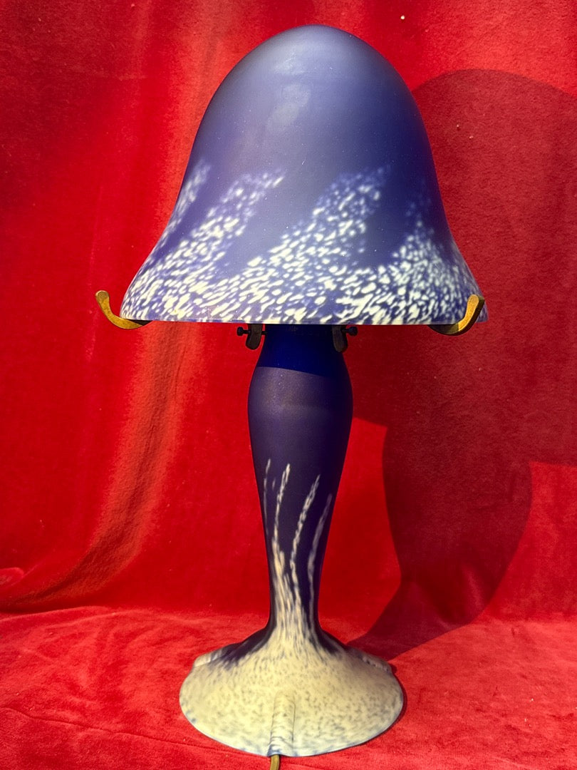 Lampe champignon verre pâte de verre bleu Art Nouveau