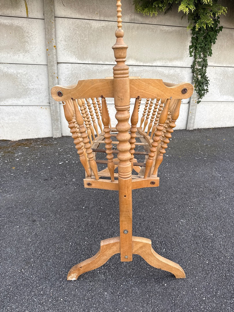Berceau en bois – Vintage – Mobilier – Avec flèche
