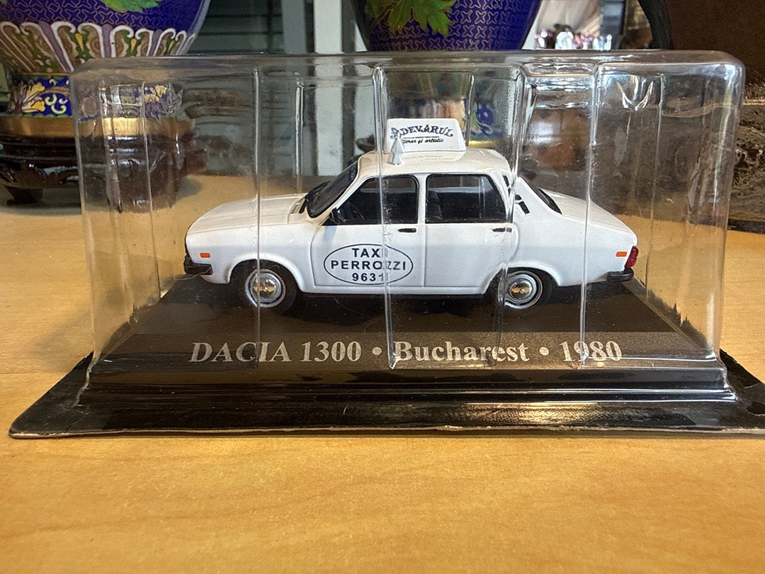 Dacia 1300 Taxi – Deagostini – Véhicules – Bucarest 1980