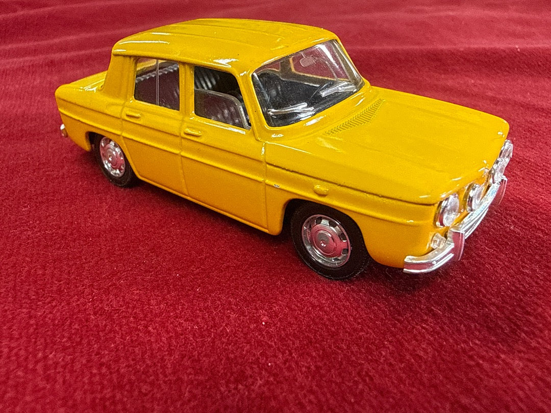 Voiture miniature – Solido Renault 8 1/43 – Jouets – R8 jaune vintage