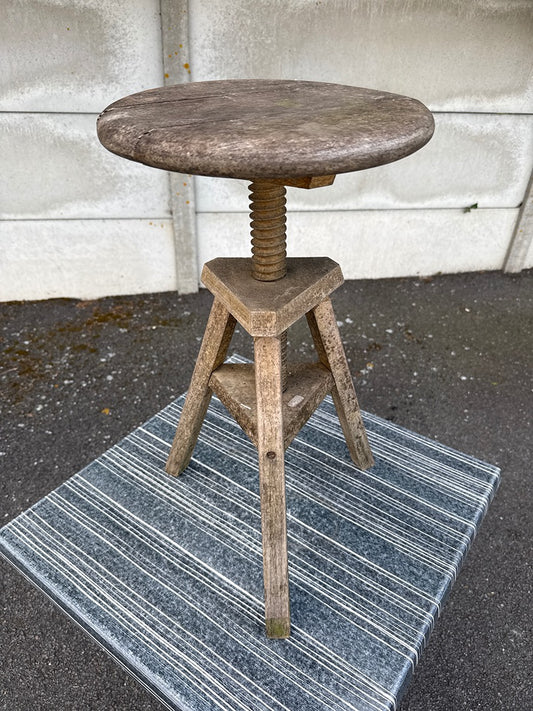 Tabouret à vis – Vintage – Objet de décoration – Bois brut