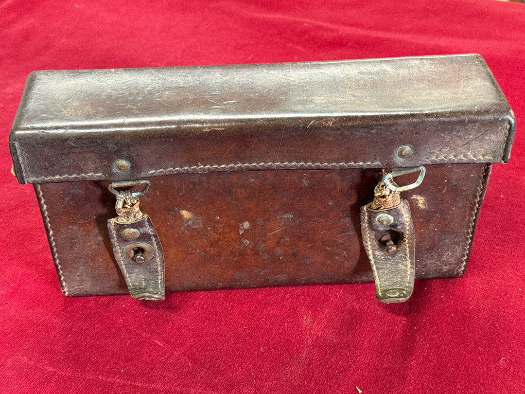 Boîte ancienne en cuir – Étui vintage