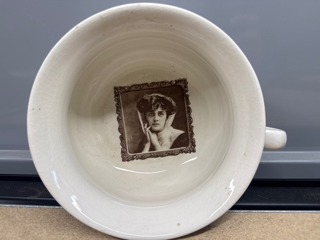 Pot De Chambre – Portmeirion – Bibelots – Idols Of The Stage