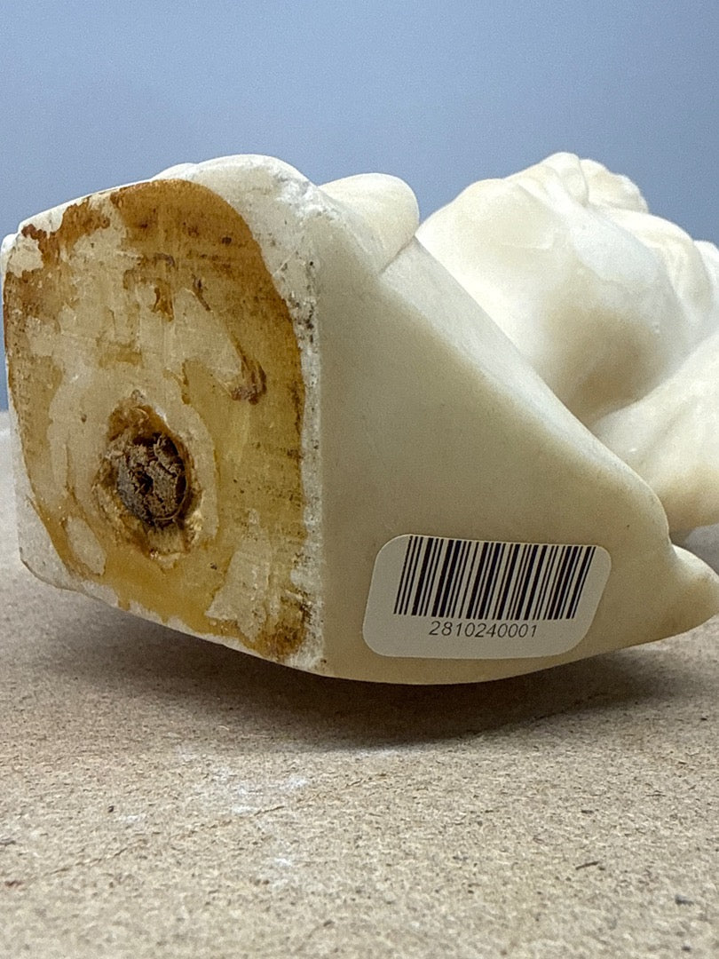 Buste – C. Bécchi – Ornement – Fillette en albâtre