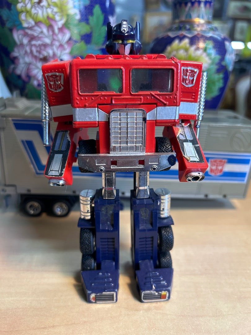 Figurine Optimus Prime Transformers Takara 1980 1987 G1