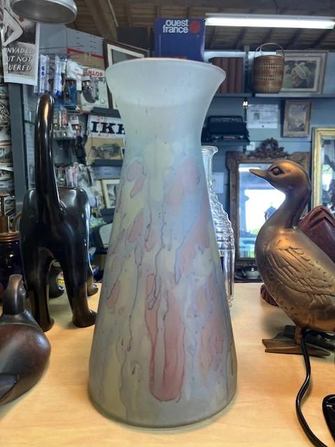 Vase 24cm ilanit pate de verre dépoli pastel année 50