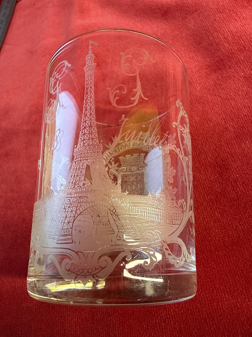 Gobelet gravé souvenir de l’Exposition universelle de Paris 1889