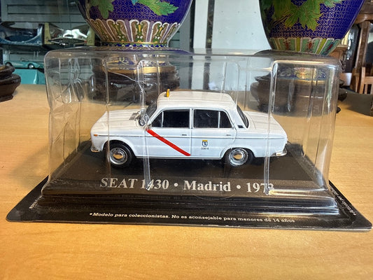 Voiture miniature – Seat 1430 – Jouet – Taxi Madrid 1973