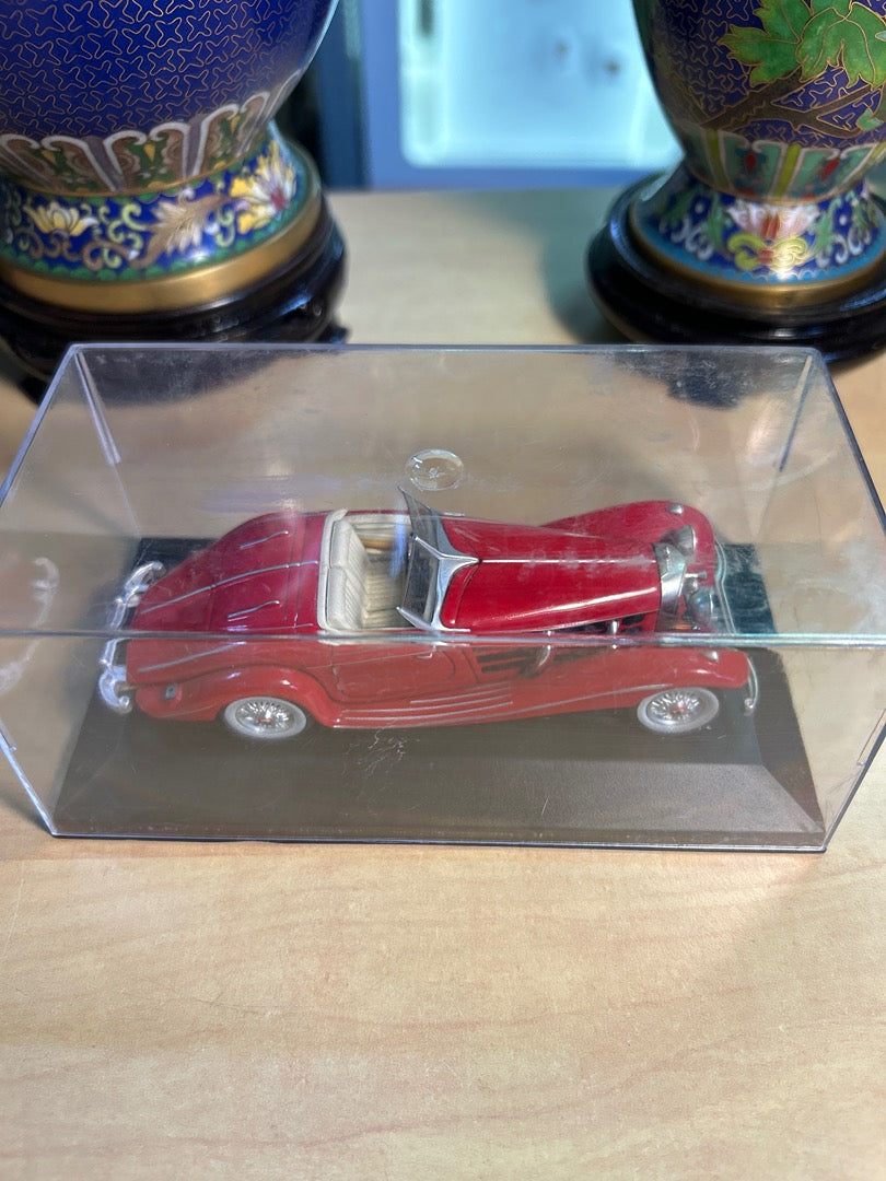 Voiture Miniature Mercedes 540k