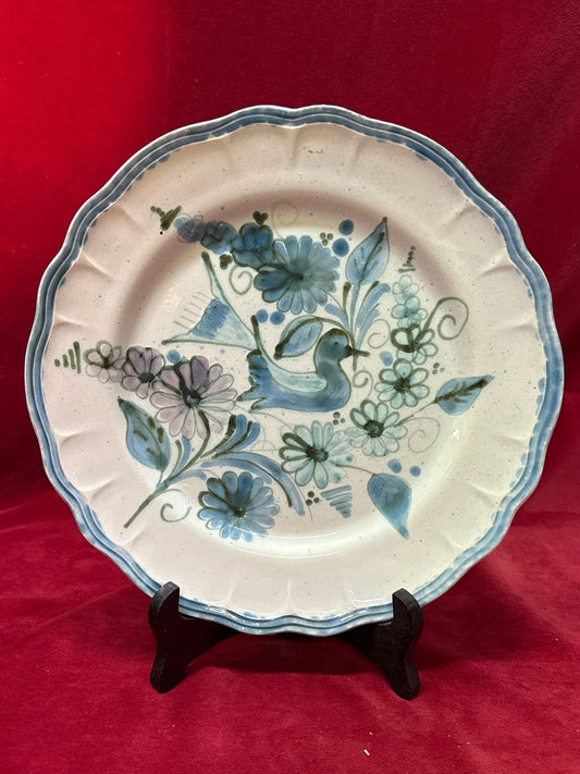 Assiette en céramique à l’oiseau et aux fleurs bleues, 25,7 cm