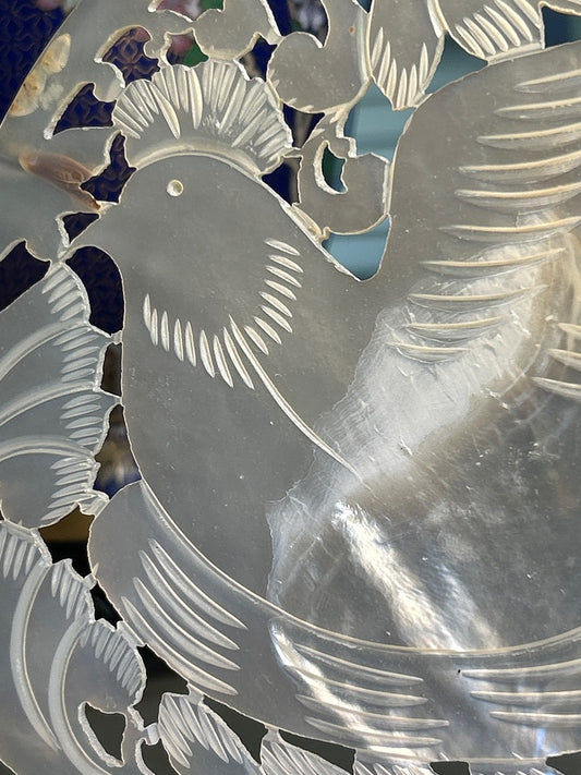 Ornement oiseau nacre sculptée - 15x12cm - Blanc - 150g - Très bon état