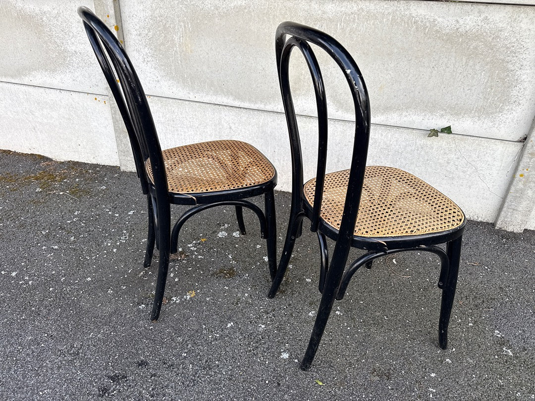 Chaises bistrot – Style Thonet – Mobilier – Bois noir et canne