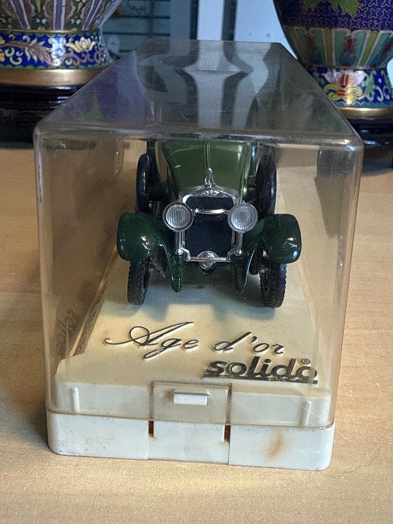 Voiture miniature – Solido – Jouets voitures – Hispano Phaeton vert