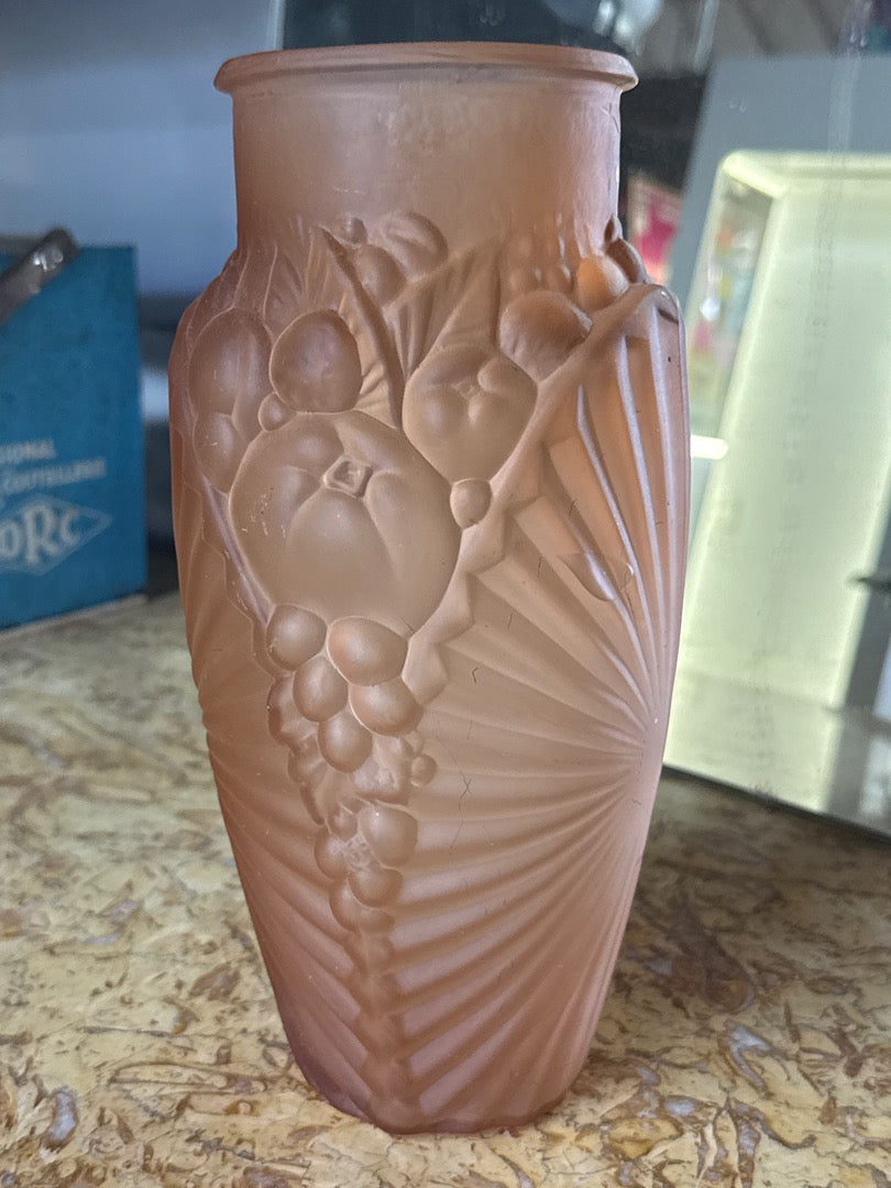 Vase – Verlys – Décoration – Verre dépoli rose