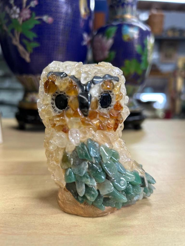 Statuette avec des pierres semi précieuse Chouette / Hibou