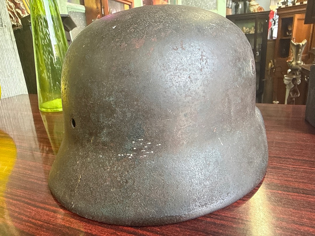 Casque Militaire Ancien En Metal Vert Olive Vintage