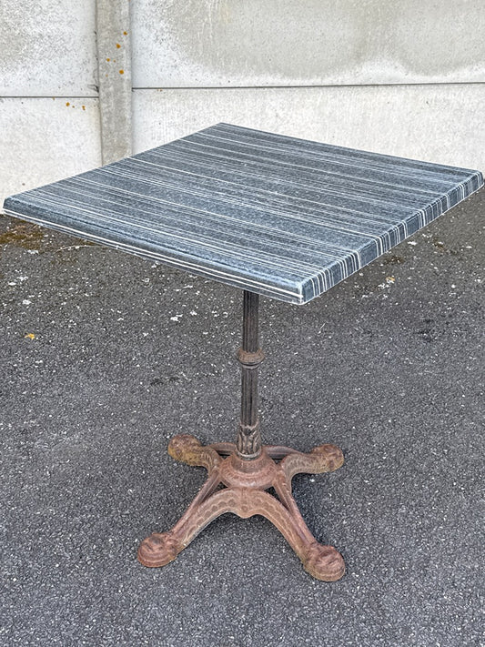 Table de bistrot – Vintage – Mobilier – Piétement en fonte
