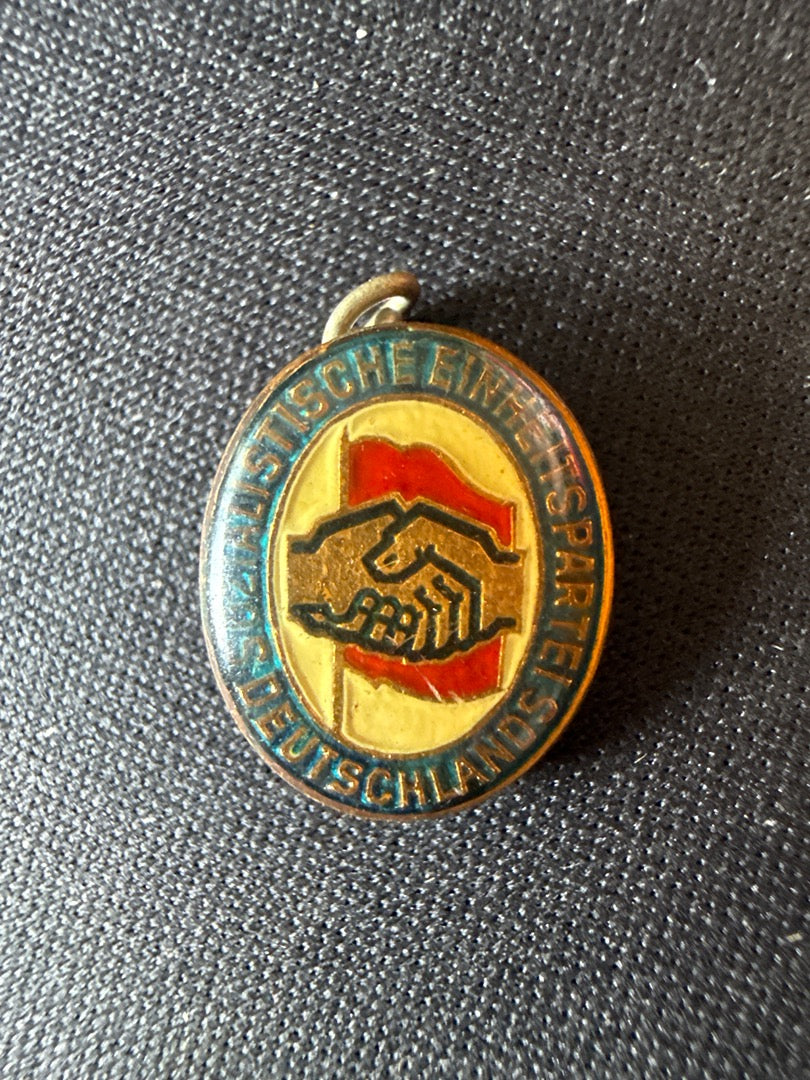 Insigne – Sed Rda – Souvenirs historiques – Émaillé vintage poignée de main