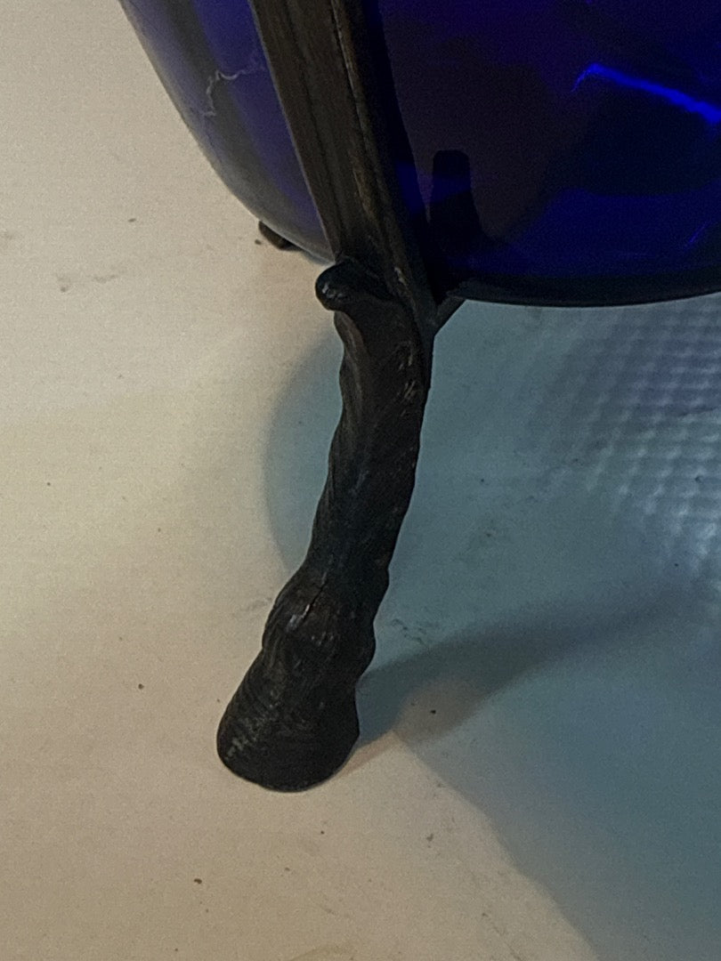 Bonbonnière pot en verre bleu support cocardes diable démon