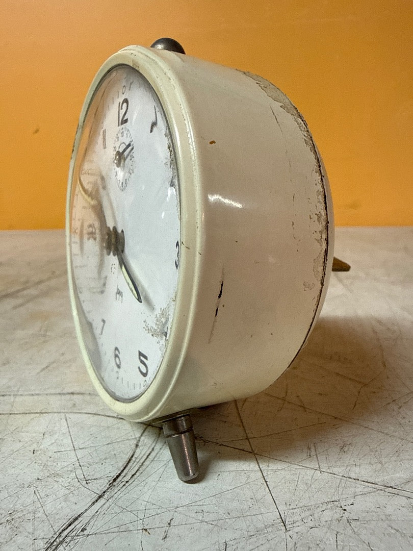 Réveil Japy – Ancien modèle vintage crème