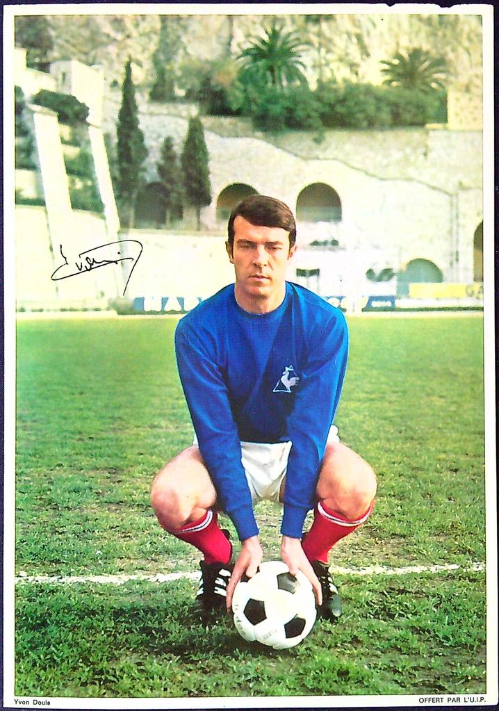 Fiche vintage – Caltex Yvon Douis – Collection – Football