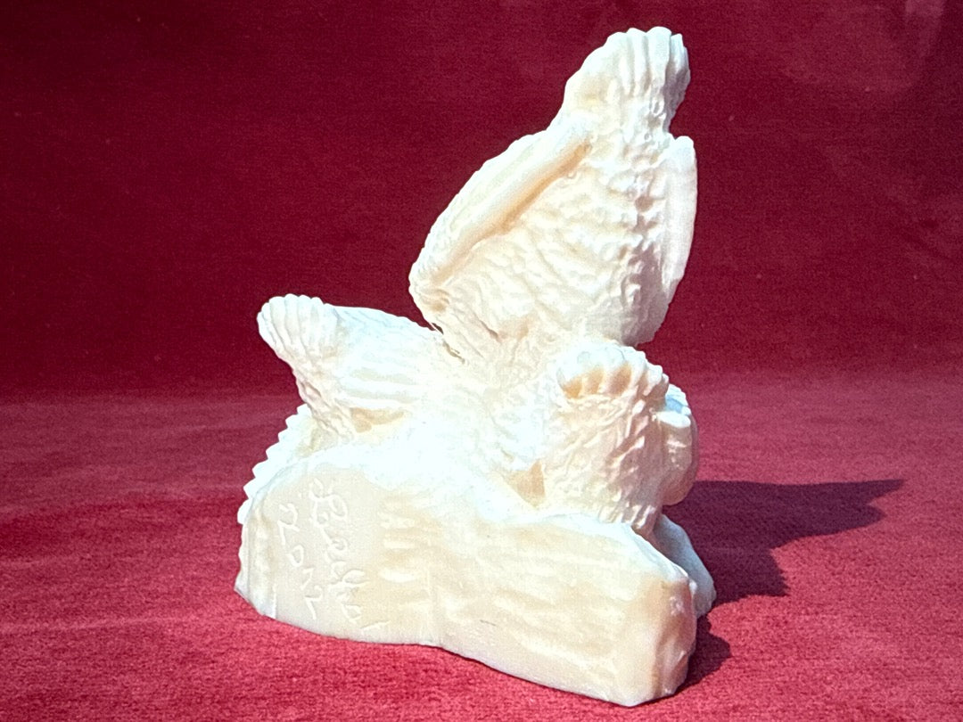 Statuette Oiseaux en Os Signé Lechat 2012
