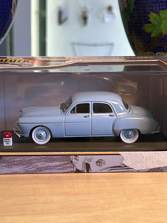 Renault Fregate 1953 - 1/43 - Bleue - 200g - Très Bon Etat