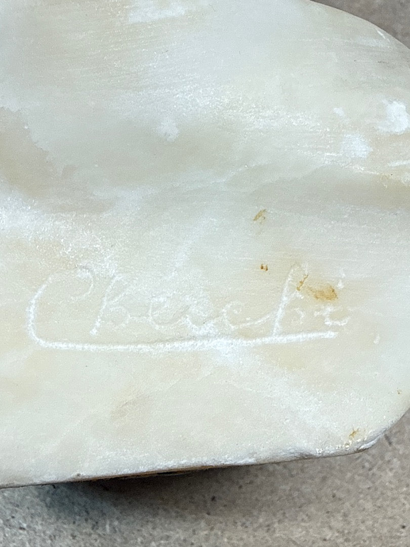 Buste – C. Bécchi – Ornement – Fillette en albâtre