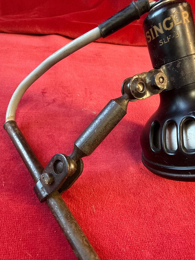 Lampe de machine à coudre Singer Slf-3 vintage