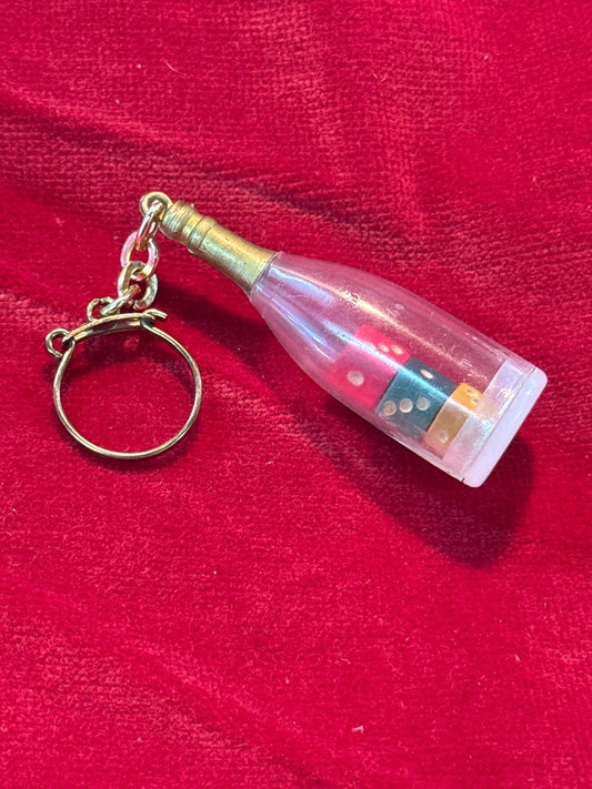 Porte-clés – Vintage – Collection – Bouteille et dés