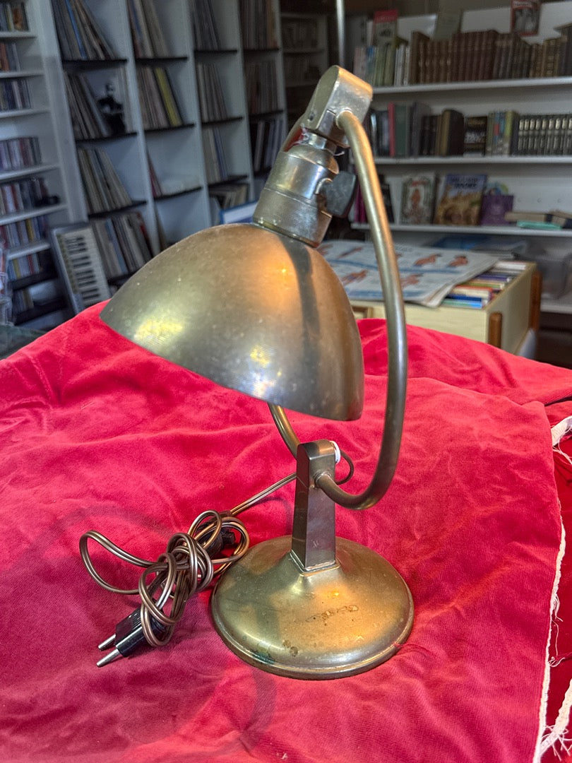Lampe de bureau – D.r. Pat. – Luminaire – Laiton vintage