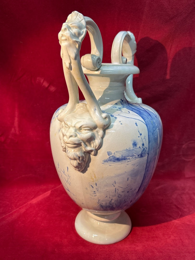 Grand vase en céramique anses visages de Moret-sur-loing
