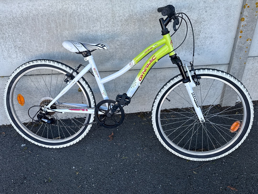 Velo tout terrain fille Dynamic blanc vert