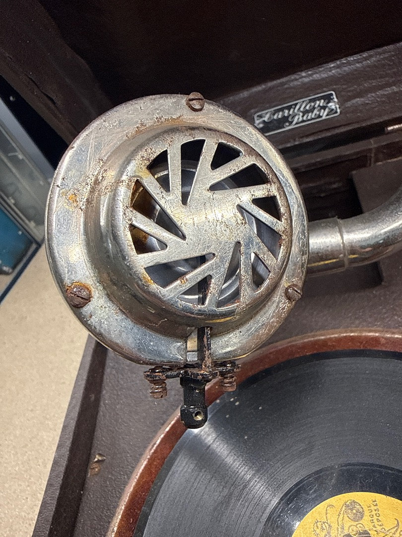 Gramophone – Carillon Baby – Musique – Tourne Disque Vintage