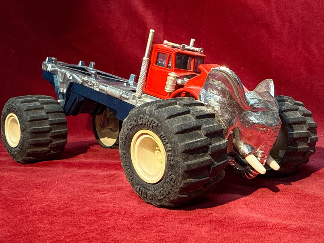 Camion Monster Truck Majorette 2150 éléphant
