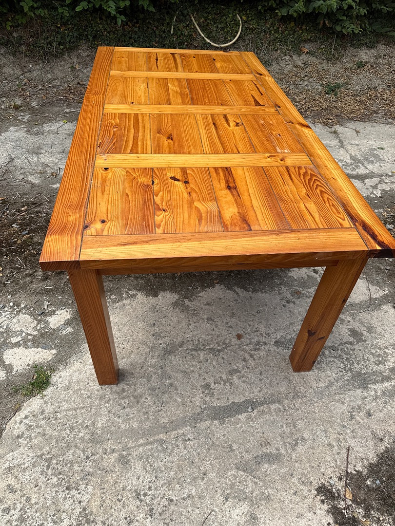 Table à manger – Artisanal – Mobilier – Pin massif rustique