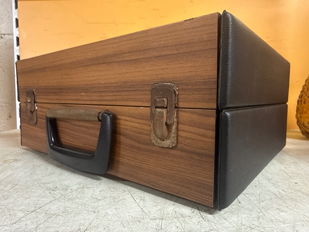 Tourne-disque – Pathé Marconi – Valise vintage bois