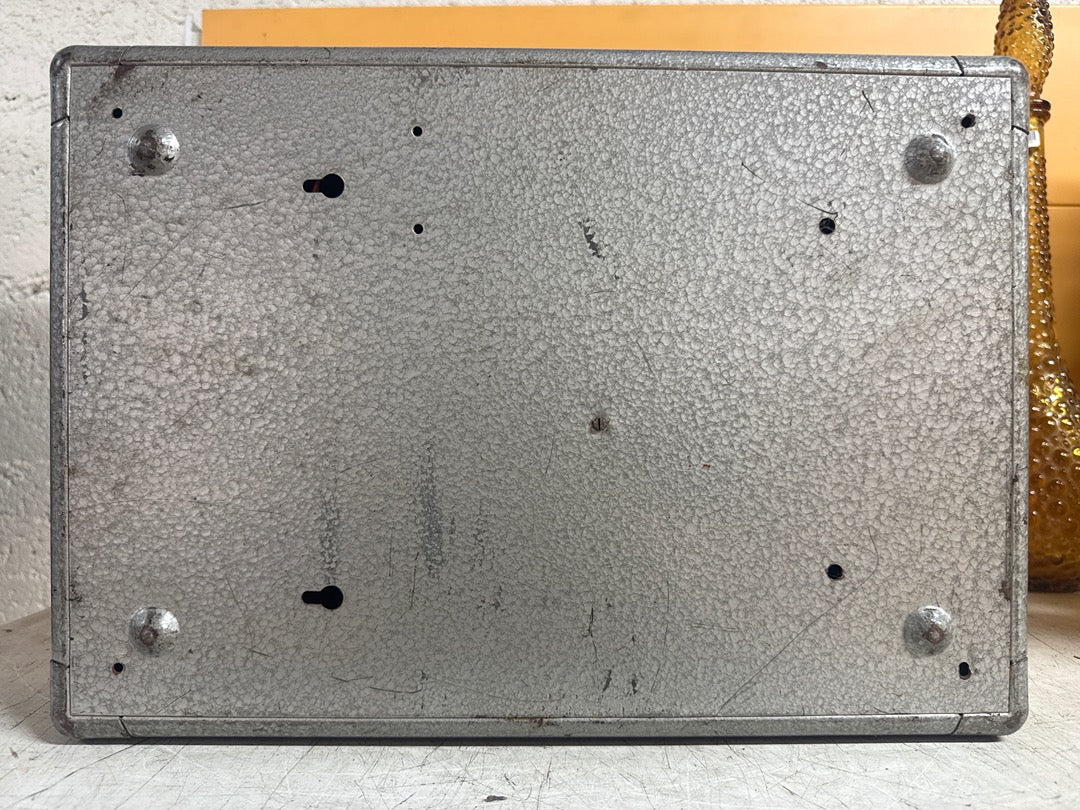 Amplificateur – Bouyer Auto-t.x. – Sonorisation – vintage métal gris