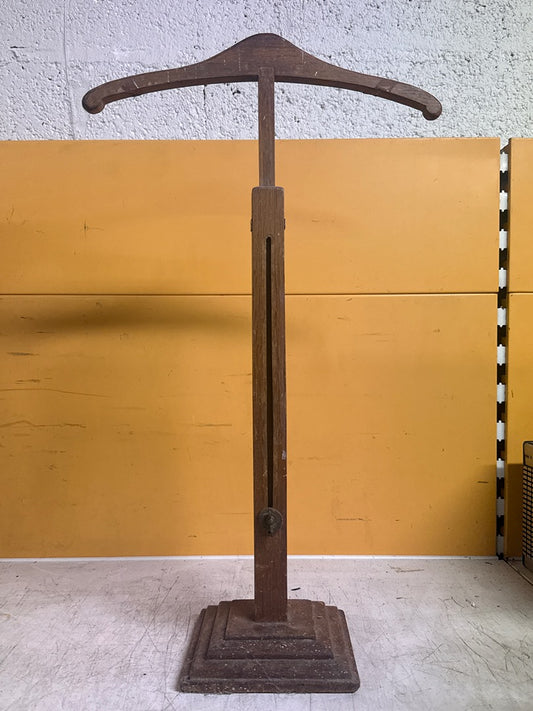 Portant de vitrine en bois