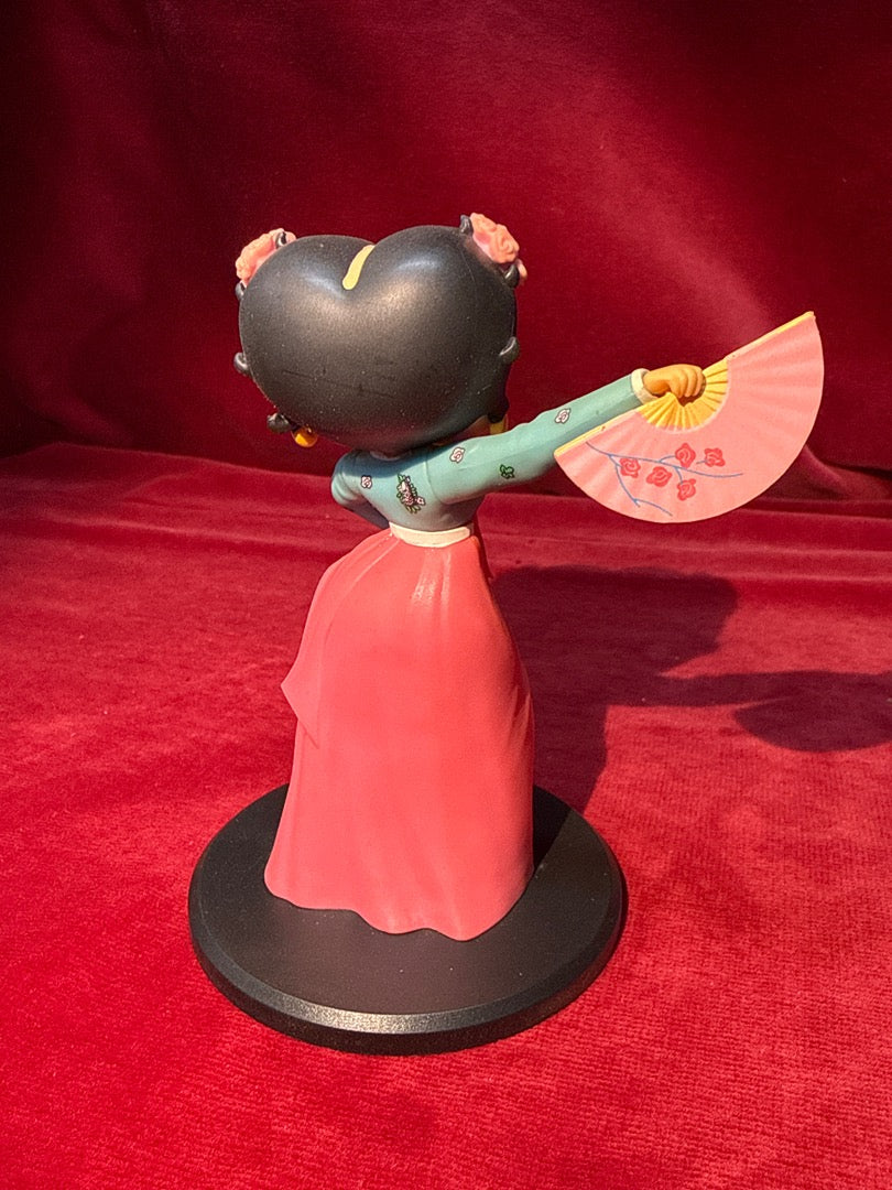 Figurine Betty Boop en hanbok avec eventail Fleischer Studios