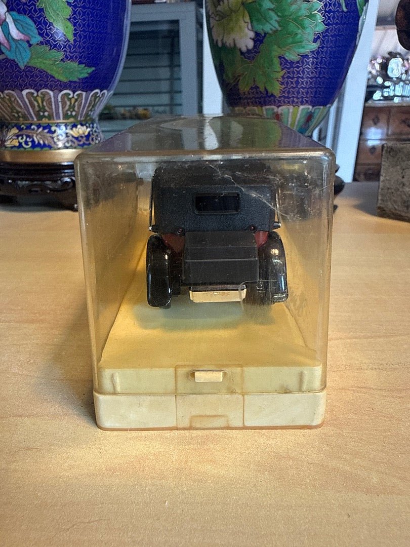 Voiture miniature – Solido – Jouets – Hispano Suiza rouge
